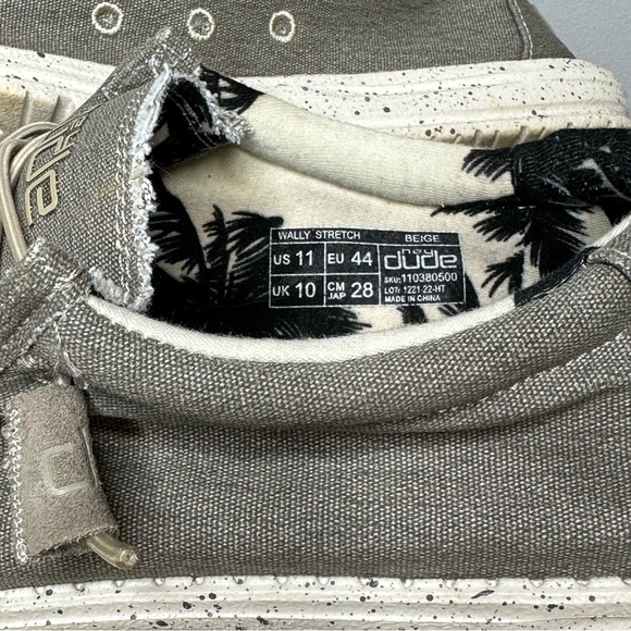 Hey Dudes Wally Stretch Beige Mens Size 11 - Picture 3 of 4
